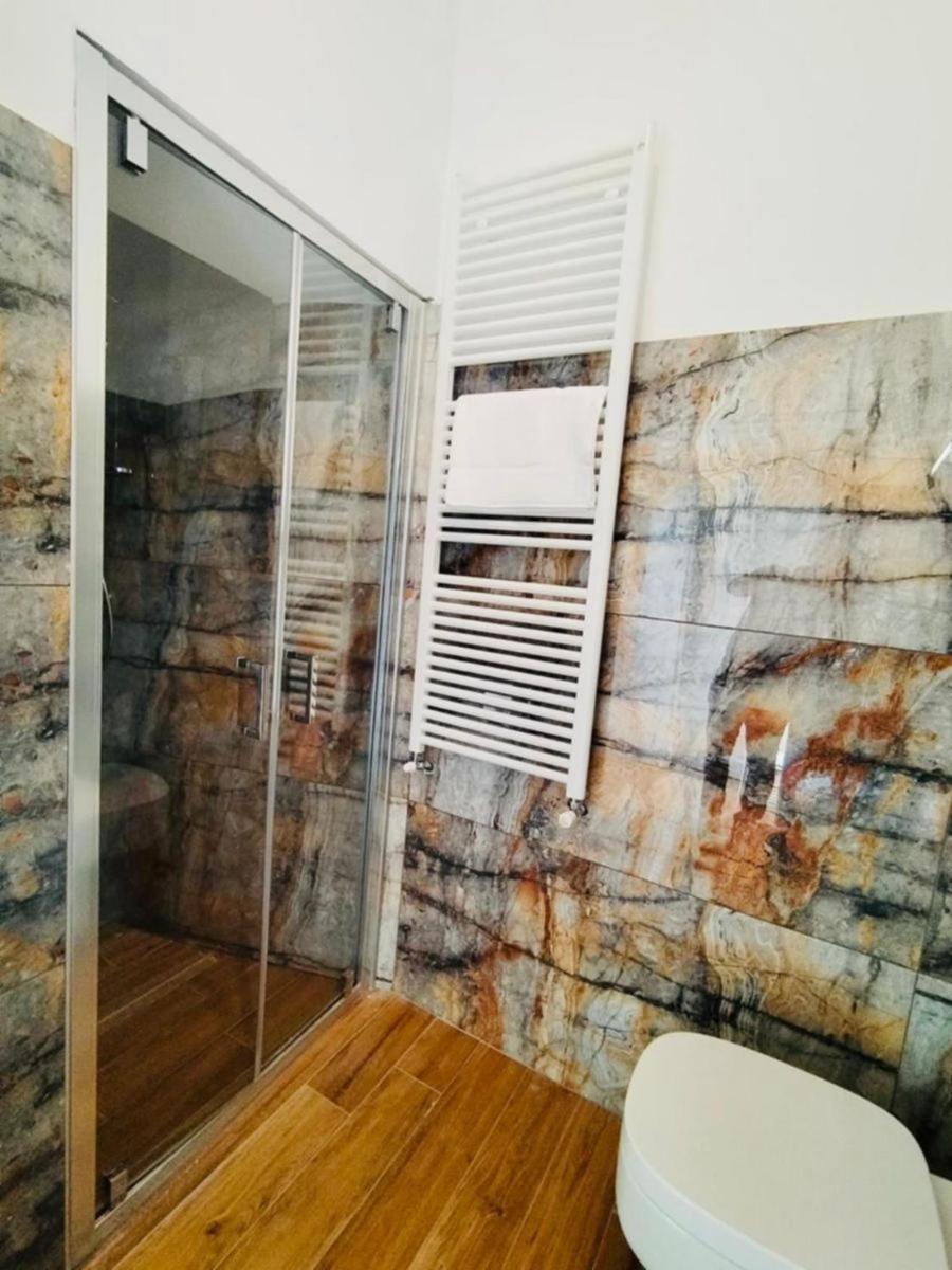Hh Hermoso Housing آستي المظهر الخارجي الصورة