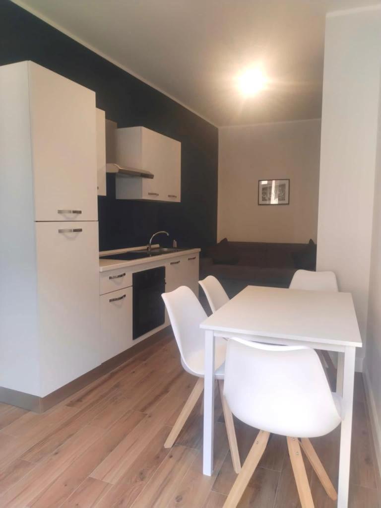 Hh Hermoso Housing آستي المظهر الخارجي الصورة